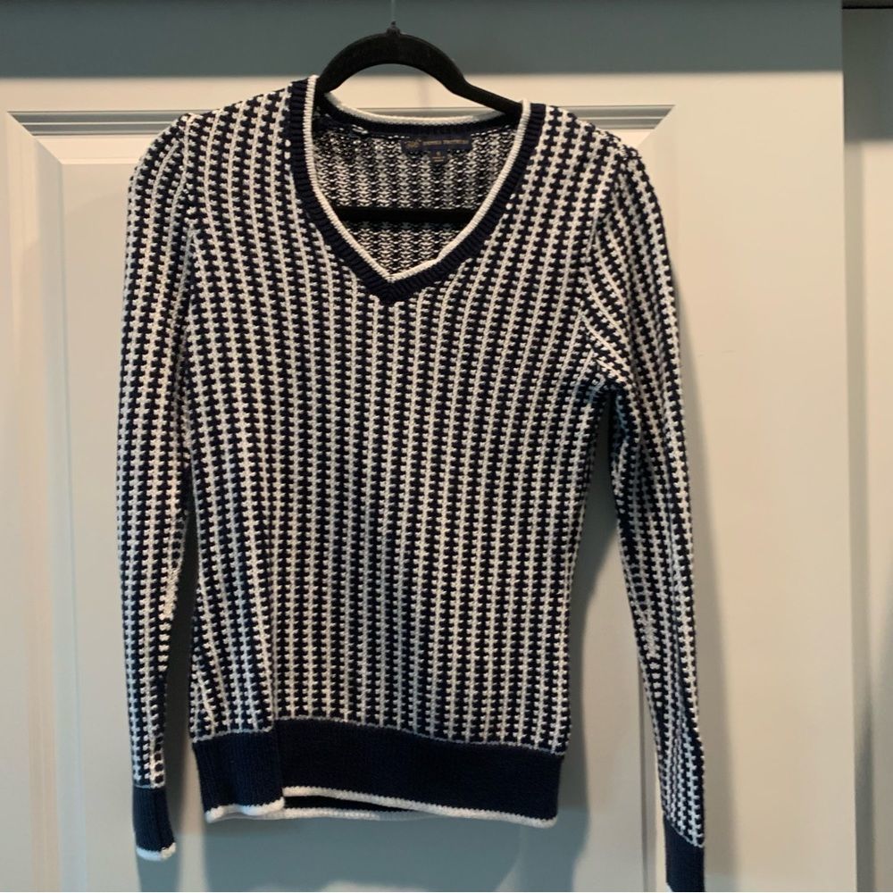 COPY - Brooks brothers knit sweater size small